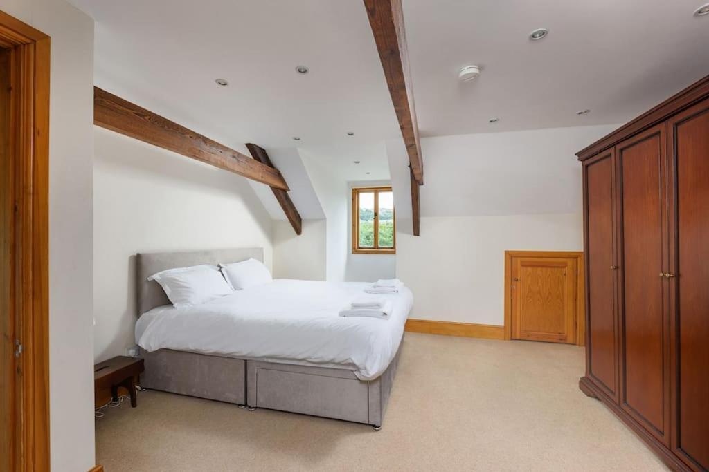 10 Bed Stunning House In Village, With Hot Tub Ovingham Exterior foto